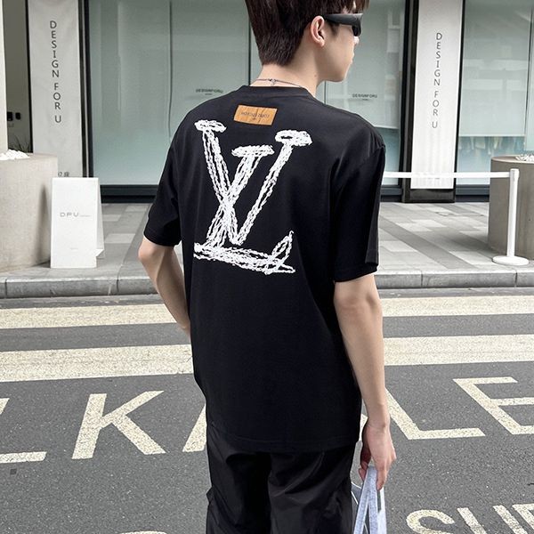 激安価格！ルイヴィトン ロゴスケッチ風フォント Tシャツ コピー vuz41815